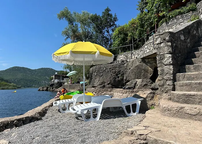Sunny Terraces